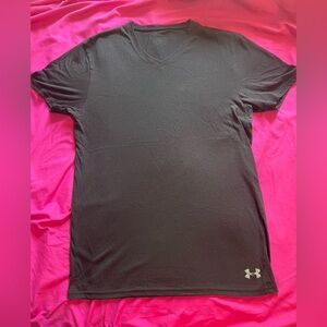 #287 Under-armor shirt